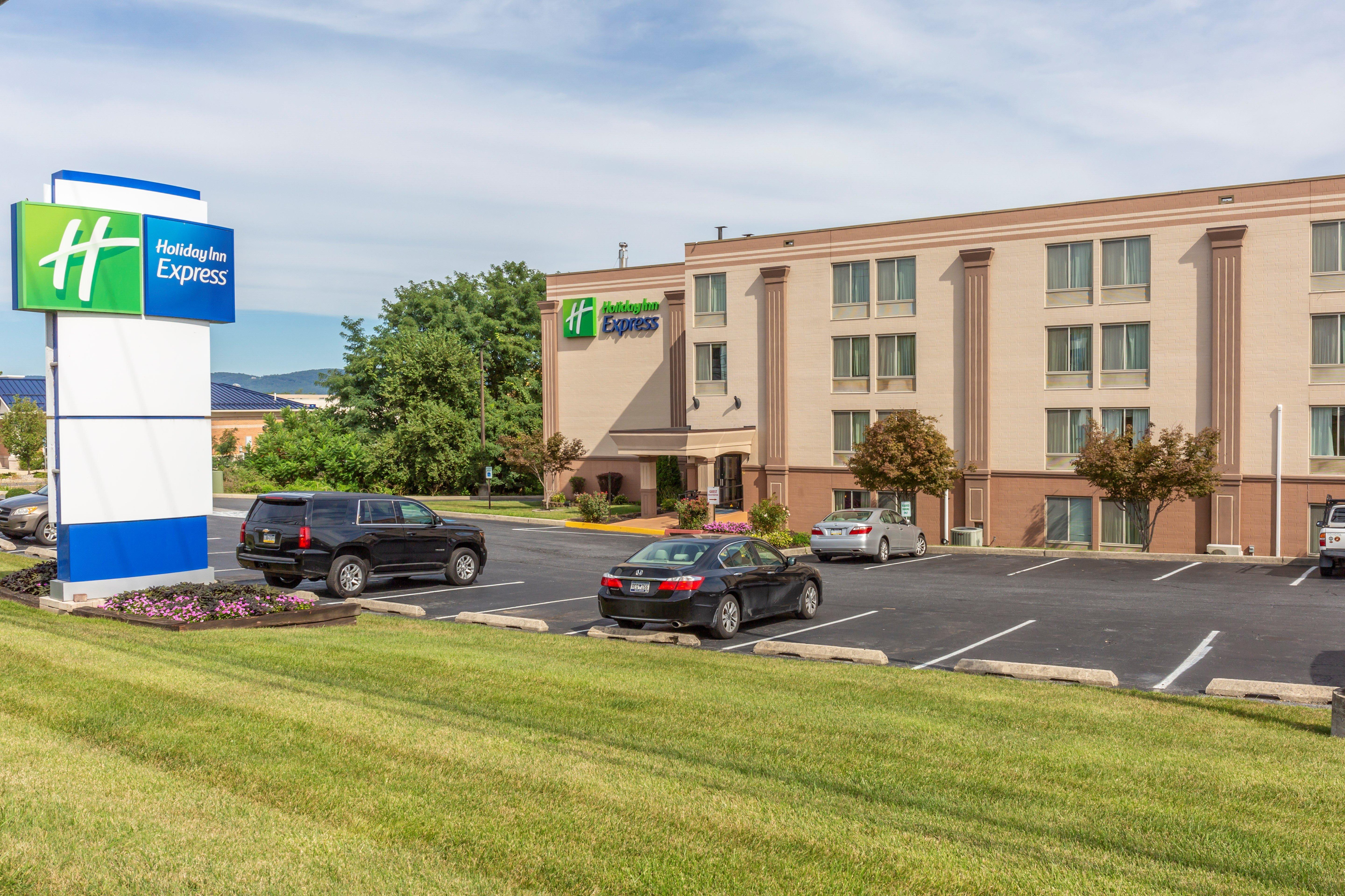 Holiday Inn Express Harrisburg Sw - Mechanicsburg, An Ihg Hotel Exterior photo